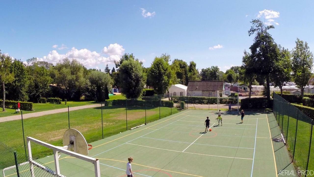 Camping La Garenne De Moncourt Рю Екстер'єр фото